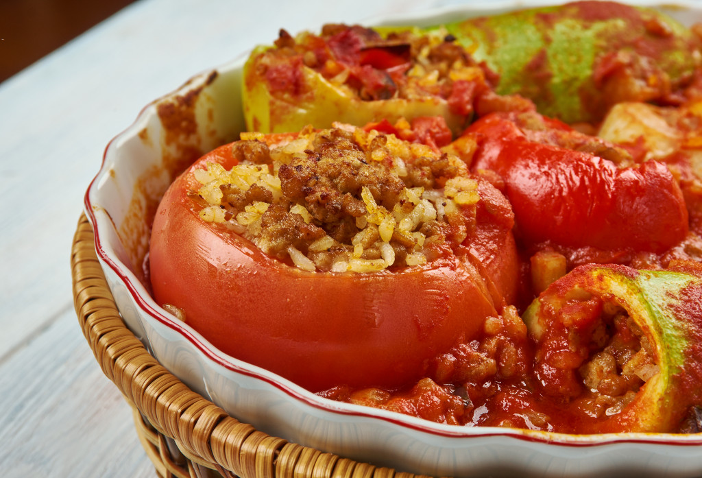 Punjena paprika na starinski način: Baka Jovanka otkriva TAJNU ovog ukusnog jela