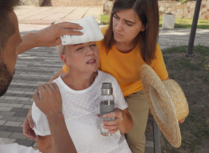 Ovo su simptomi SUNČANICE: Ne smete ih ignorisati, može doći i do smrtnog ishoda!
