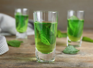 LIKER OD NANE (RECEPT) Deka Stanko je otkrio tajnu, vrlo je blag i pitak