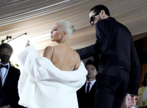 "Bolest mi se VRATILA zbog DIJETE": Kim Kardašijan je BRZO smršala, a onda je osetila OGROMNE posledice