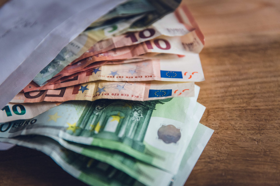 Ovo je stara SRPSKA tehnika za privlačenje NOVCA: Uradite je i videćete kako se vaše bogatstvo MNOŽI!