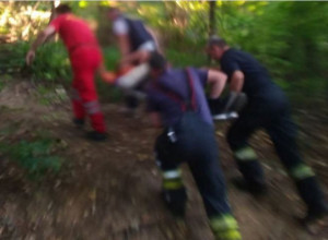DETE KOJE JE SLETELO BICIKLOM NIZ STRMINU SE OPORAVLJA: Iz UKCRS potvrdili da je dete stabilno