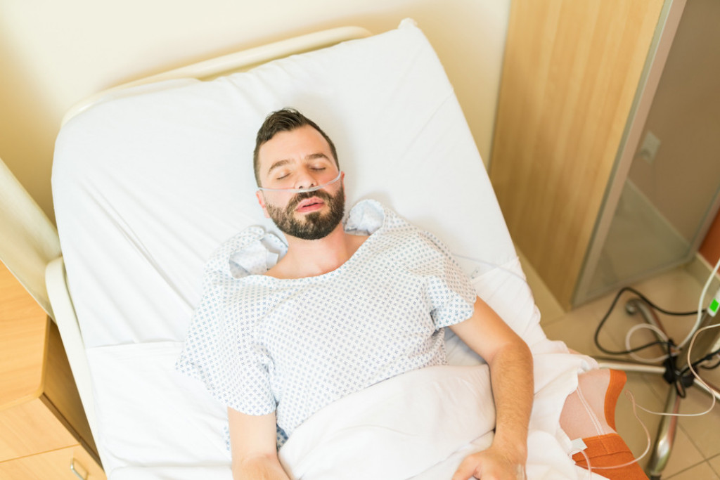 Probudio ga je MIRIS zapaljene GUME: Nije imao pojma ŠTA je u pitanju, a sada se bori za ŽIVOT