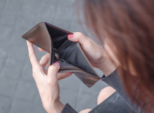 Ova TRI horoskopska znaka se neće nikada OBOGATITI: Sve životne prilike PROPUŠTAJU jer ne mogu da se ODLUČE šta žele!