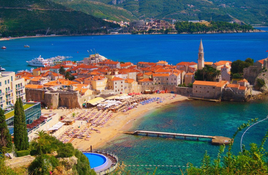 Ivana iz Beograda osvojila letovanje u BUDVI: Čitateljka NAJ ŽENE odmaraće se u hotelu SLOVENSKA plaža