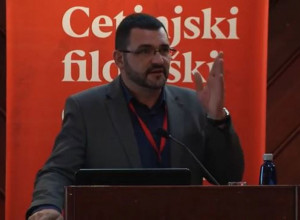 DOKTOR ZA CG JEZIK U TOTALNOM DELIRIJUMU: Dritana, Suadu i Filipa Adžića označio kao Vučićevu agenturu