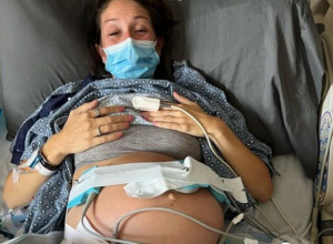 Tridesetpetogodišnjakinja je imala četiri SPONTANA porođaja: A onda se desilo nešto što se JEDNOM u milion slučajeva događa