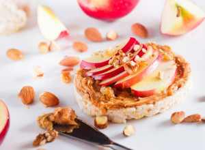 Šta možete da jedete kada ste na DIJETI? Ovo su TOP četiri zdrave grickalice za mršavljenje