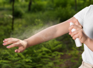 PARAZITI koje možete da doneseta sa ODMORA: Posebno se čuvajte ako ste u JEFTINOM SMEŠTAJU, a evo i kako da se zaštitite