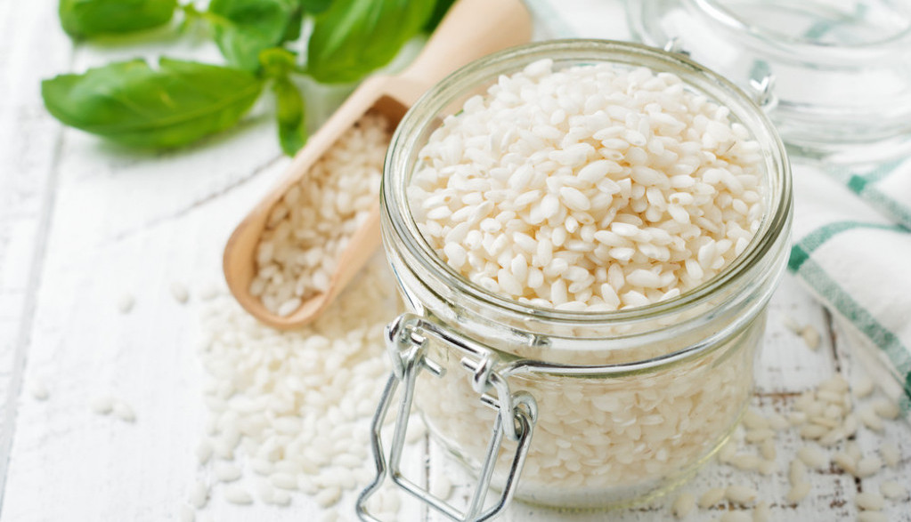 Nek vaš dom uvek lepo miriše: Sve što vam treba je sastojak koji imate u kuhinji i eterično ulje po izboru