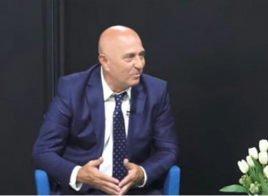 DPS FORMIRA NOVU BOŠNJAČKU STRANKU: Na čelu će se naći Esad Rastoder, predsednik Udruženja Crnogoraca u Njujorku