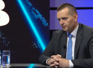 MINISTAR UP SRPSKE: Napadač na vozilo Kabineta predsednika Srpske odranije poznat policiji