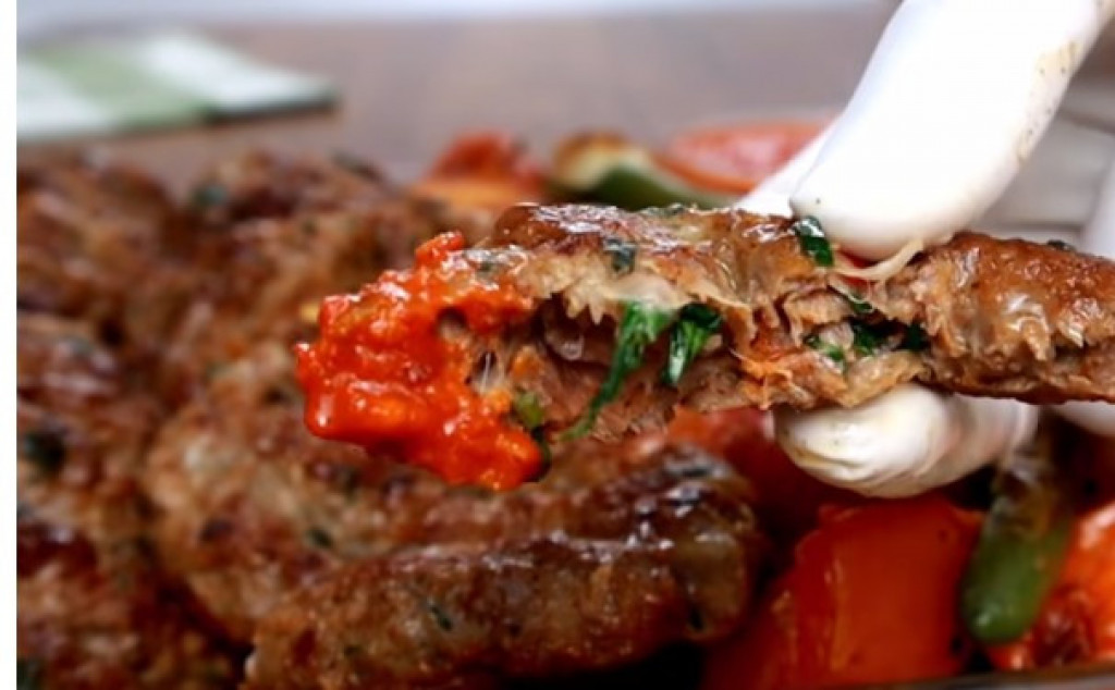 Originalni TURSKI recept za najsočnije FAŠIRANE ŠNICLE: Spremaju se brzo, a tajna je u smesi ZAČINA