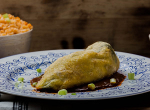 Ručak iz RERNE za 300 DINARA: Južnjačke PAPRIKE  sa sastojkom koji čini da postanu NEODOLJIVE