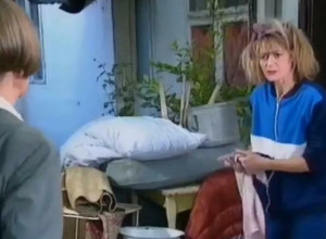 Tajne koje krije serija "Srećni ljudi" isplivale na površinu: Ove glumice se nisu PODNOSILE, Dragan Jovanović nije hteo više da glumi zbog ovog PROBLEMA, a pas Sima nije VIDEO dobro