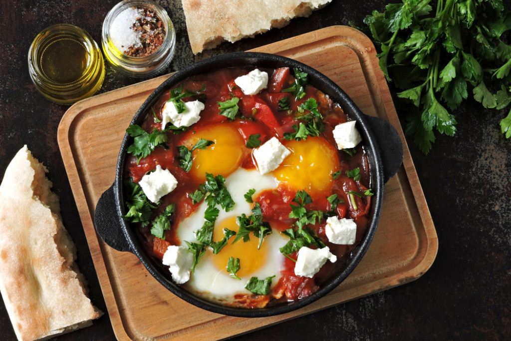 Shakshuka (RECEPT) sa feta sirom: Brz i ukusan ARAPSKI ručak će vas oduševiti