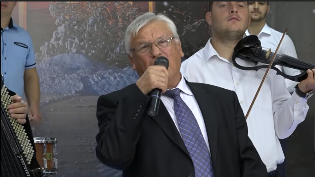 Poznati pevač USTAO IZ GROBA: Udario ga grom, živog su ga pokopali, a kada su PLJAČKAŠI otvorili njegov sanduk, on je ustao i počeo da svira!