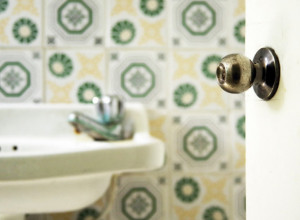 Ženi (37) je dijagnostikovana DEMENCIJA: Uzrok ove BOLESTI se sve vreme nalazio u njenoj KUĆI!