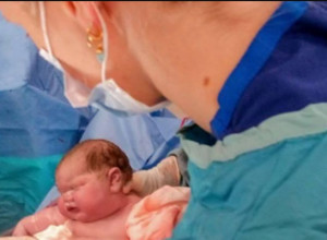 ZBOG BEBE KOJA IM JE ISPALA NA POD fočanski medicinari idu na ponovnu obuku
