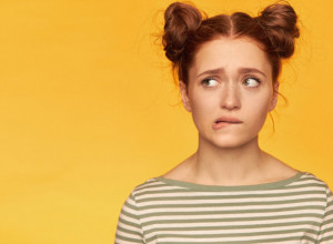 Često GRIZETE usnu? Uopšte nije DOBRO, simptom koji svi povezuju sa nervozom može biti znak ozbiljnih poremećaja