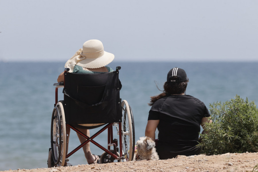 BRUKA KOD ŠIBENIKA: Lopov turisti UKRAO INVALIDSKA KOLICA