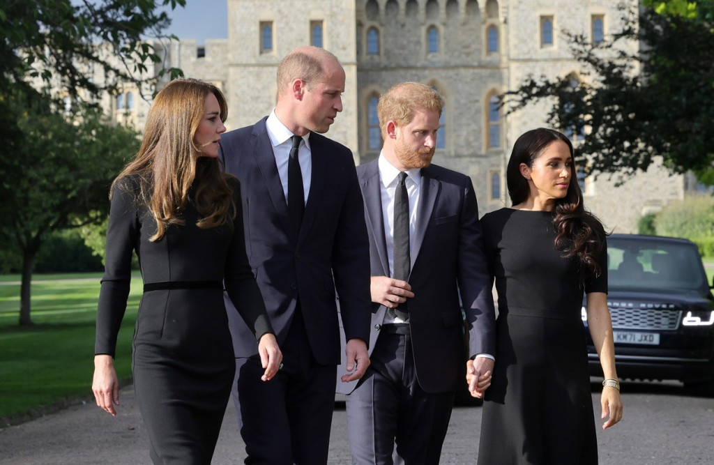 Tuga UJEDINILA prinčeve: DISTANCA Kejt i Vilijama bode oči, dok je Megan jednim gestom potvrdila DOMINACIJU nad princem