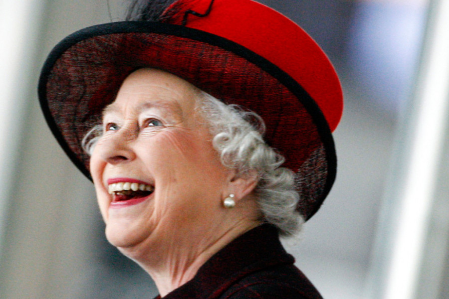 "Bio sam zapanjen": Sveštenik otkrio šta je kraljica Elizabeta Druga rekla pre smrti