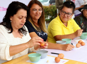 NAJ ŽENA na Festivalu SRPSKE trpeze: Izabarali smo NAJ DOMAĆICU i NAJ MAMU, Sanja i Ljuba kući odnele vredne NAGRADE
