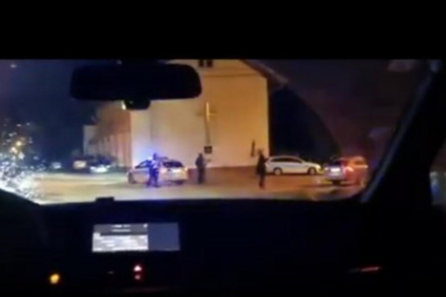 PENZIONER PUŠKOMITRALJEZOM UBIJAO PO KARLOVCU: Zapalio i kuću pa pevao "Gori gora, gori borovina" VIDEO