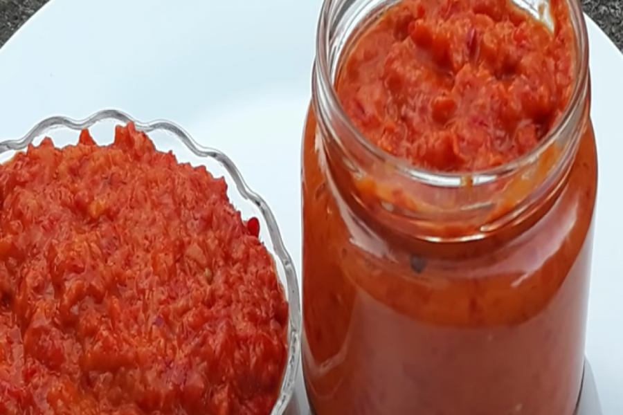 Recept za NAJBOLJI leskovački AJVAR: Na pola kuvanja obavezno dodajte OVAJ sastojak