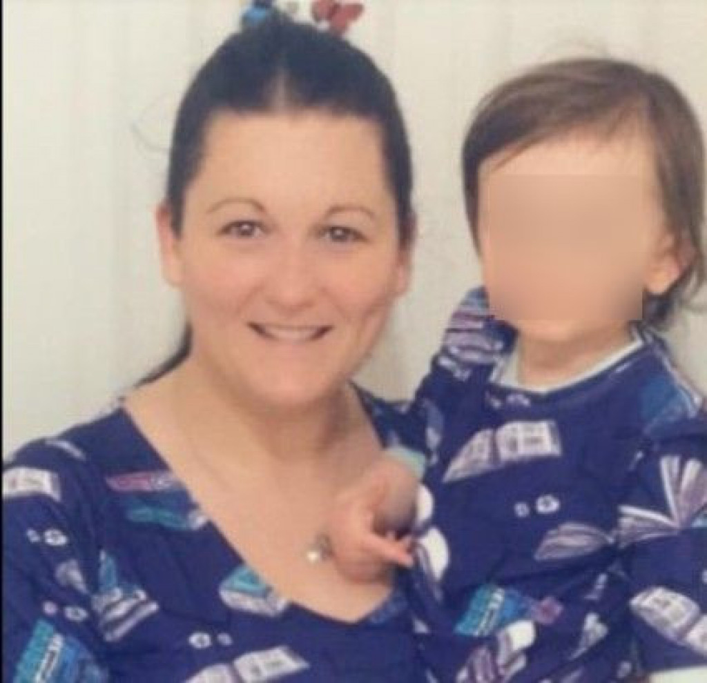 TRAGEDIJA u domu Tare i Danijela: Njihova ćerka Sofija (1) zaspala je ZDRAVA, a ujutru je bila MRTVA, uzrok je OPASAN SINDROM