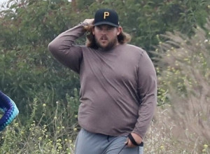 Sin slavnog glumca bukvalno se prepolovio: Dijetu mu je dao otac koji je i u osmoj deceniji top frajer