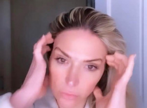 Voditeljka je imala devet POBAČAJA zaredom: Pet godina je bila TRUDNA, ni jednu trudnoću nije iznela do kraja, sada se KAJE samo zbog jedne stvari