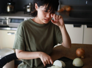 Kada crni luk može da škodi: Pet stanja kad ne bi smeli da ga jedemo