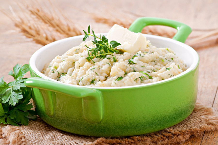 Recept za BUNGUR:  Napravite staro SRPSKO jelo, naše bake su ga često spremale, kalorično je i jede se BEZ HLEBA