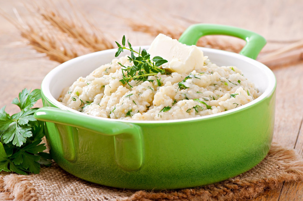 Recept za BUNGUR:  Napravite staro SRPSKO jelo, naše bake su ga često spremale, kalorično je i jede se BEZ HLEBA