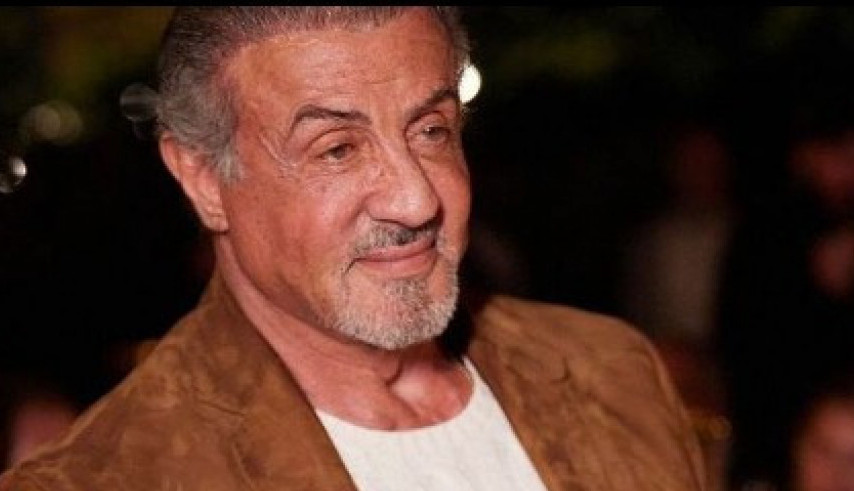 Ovo su ŽENA i ĆERKE čuvenog ROKIJA: Sve tri su BOMBE, na reviji Ralfa Lorena svi su gledali samo u NJIH