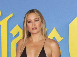 O haljini Kejt Hadson danas priča ceo svet: Košta 9.000 evra, nosi se bez grudnjaka i svi je žele