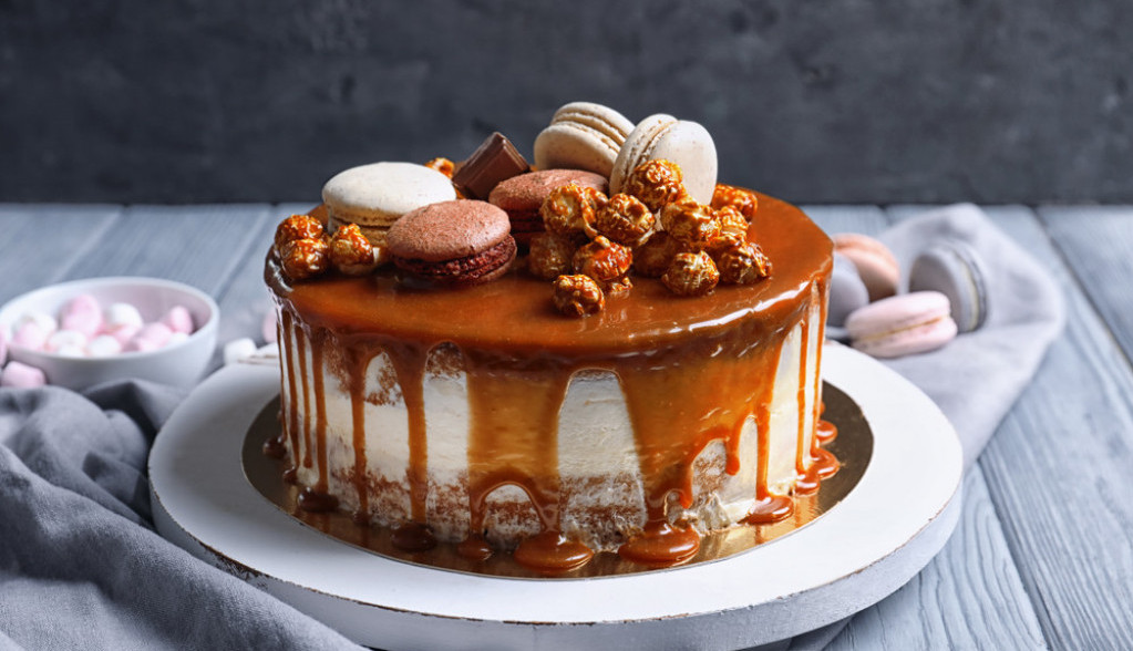 Grčka torta je recept nedelje: Najsočniji desert koji će svi obožavati, a lako i brzo se pravi