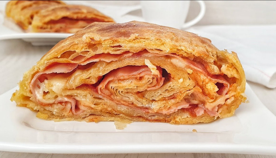 Recept za PICA PITU prosto obožavamo: Kombinacija sastojaka je SAVRŠENA, a i deci će se svideti