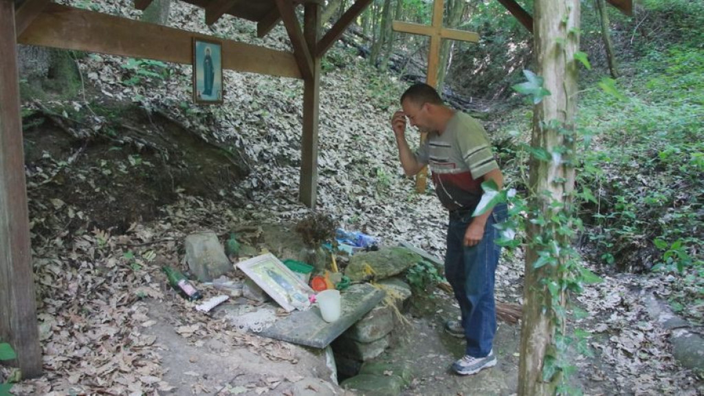Da li se posti na dan Svete Petke? Veruje se da treba uzeti vodu sa nekog od 3 izvora, a ovaj običaj treba da ispoštuju žene