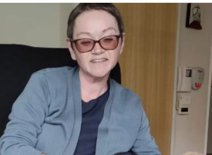 Kako izgleda kada BOLUJETE od POREMEĆAJA koji nema IME? Ona je zbog BOLESTI prošla kroz PAKAO, doktori su je godinama optuživali da je sve IZMISLILA