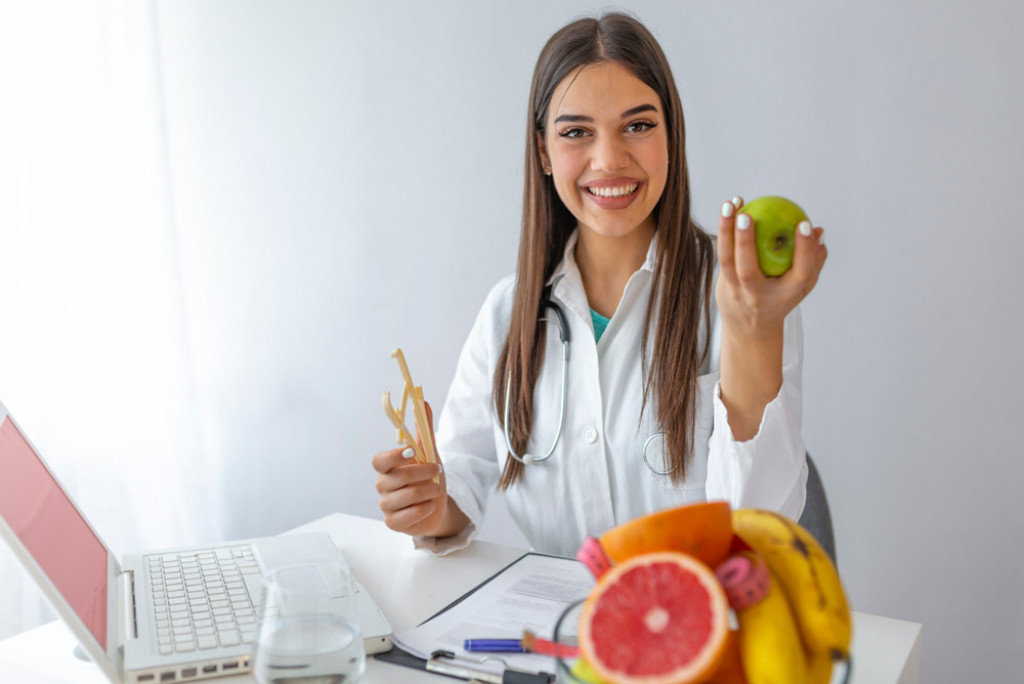 Nutricionistkinja ANA upozorava: Ovo su TRI namirnice koje su PAKAO za organizam, glavni su razlog MASNIH naslaga!