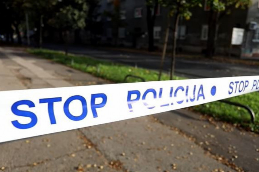 POTODIČNA TRAGEDIJA U TUZLI Razneo se bombom, ženu teško povredio, u trenutku eksplozije u kući bila i ćerka