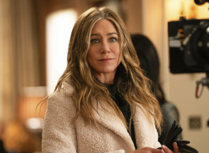 Proglasili smo ih za NAJRUŽNIJE PANTALONE na svetu: Dženifer Aniston im je verna DECENIJAMA, a sada su ponovo TRENDI