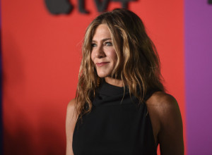 Dženifer Aniston progovorila o majčinstvu: "Pisali su da sam odabrala KARIJERU umesto dece, a evo šta je istina"