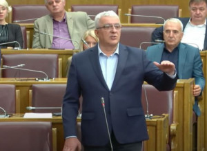 (VIDEO) MANDIĆ: Evropa sad je pomogla zaposlenima a EPCG je pomogla svakom građaninu