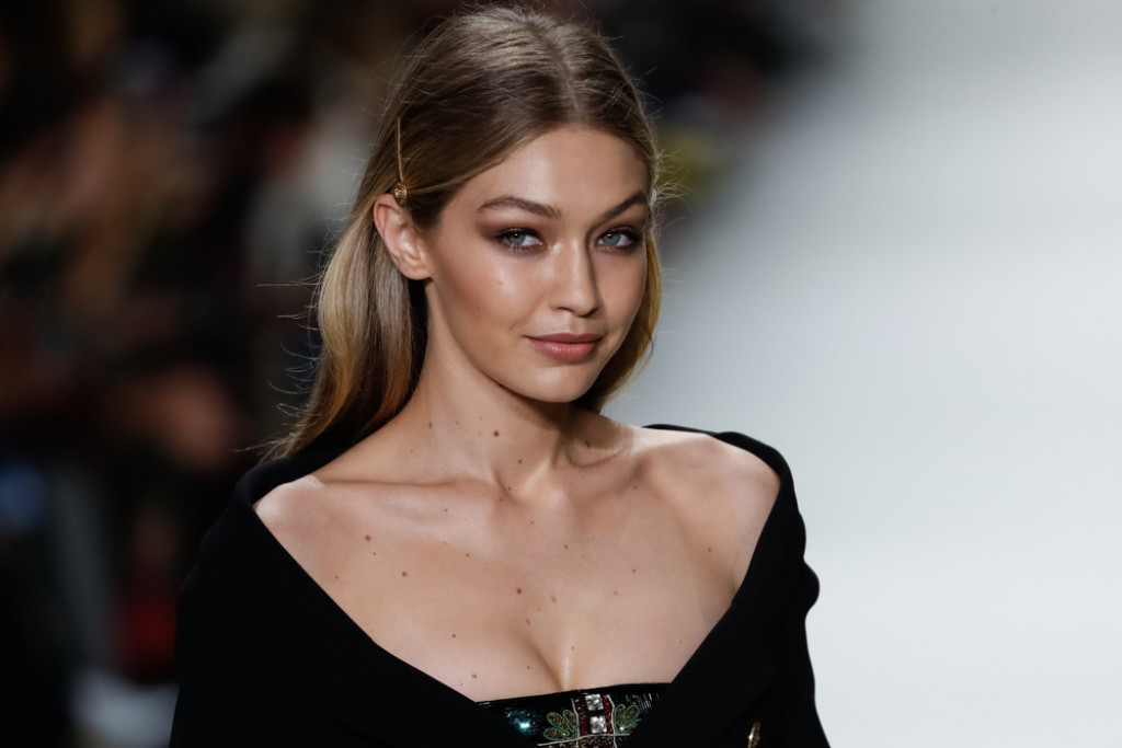 Điđi Hadid prešla u CRNKE? Ove fotografije su zabrinule fanove, svi su u fazonu "Nisi valjda?"