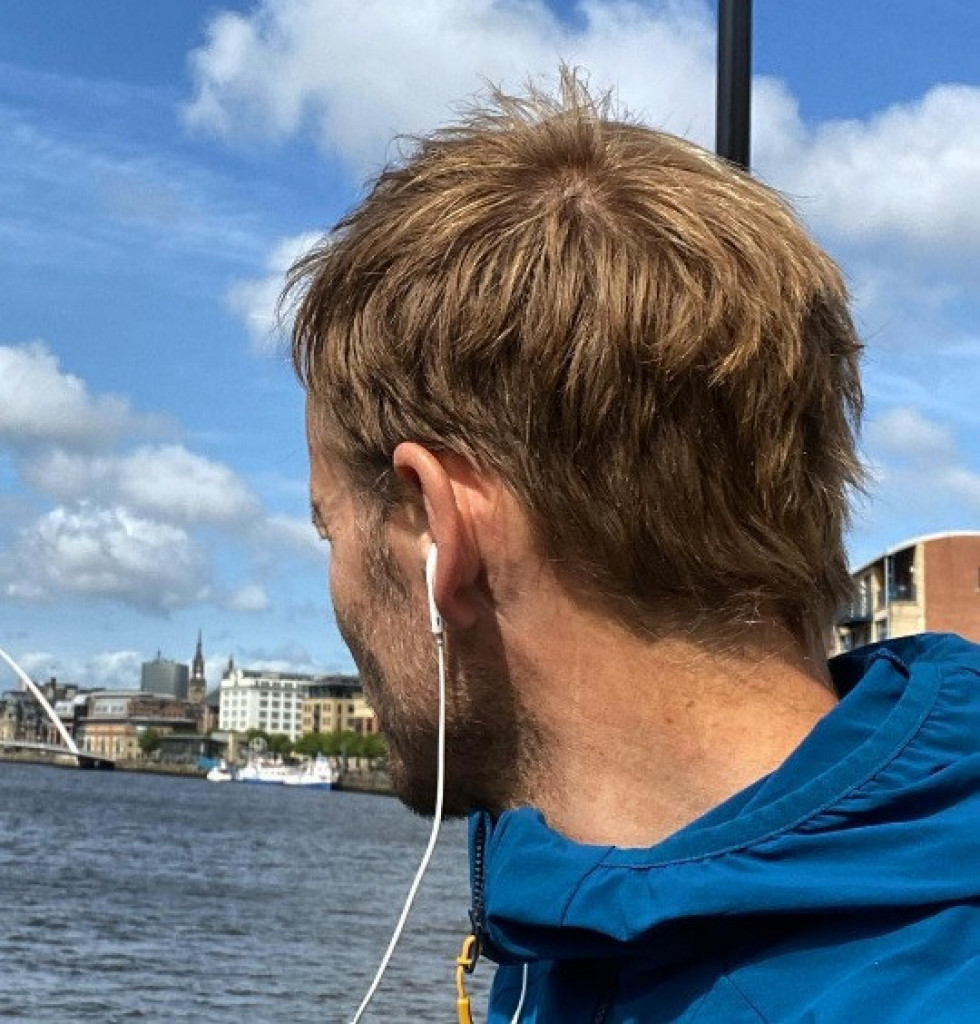 "Moja deca će ostati bez oca": Poznati voditelj otkrio da ima rak pluća u terminalnoj fazi i još nekoliko meseci života