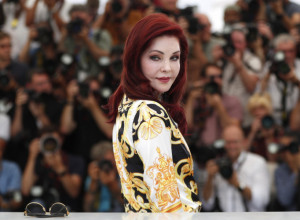 Ćerka joj se nije ni OHLADILA, a ona počela da se grabi za nasledstvo: Prisila Prisli TUŽILA svoje unuke - "Ovo nije Lisin potpis"